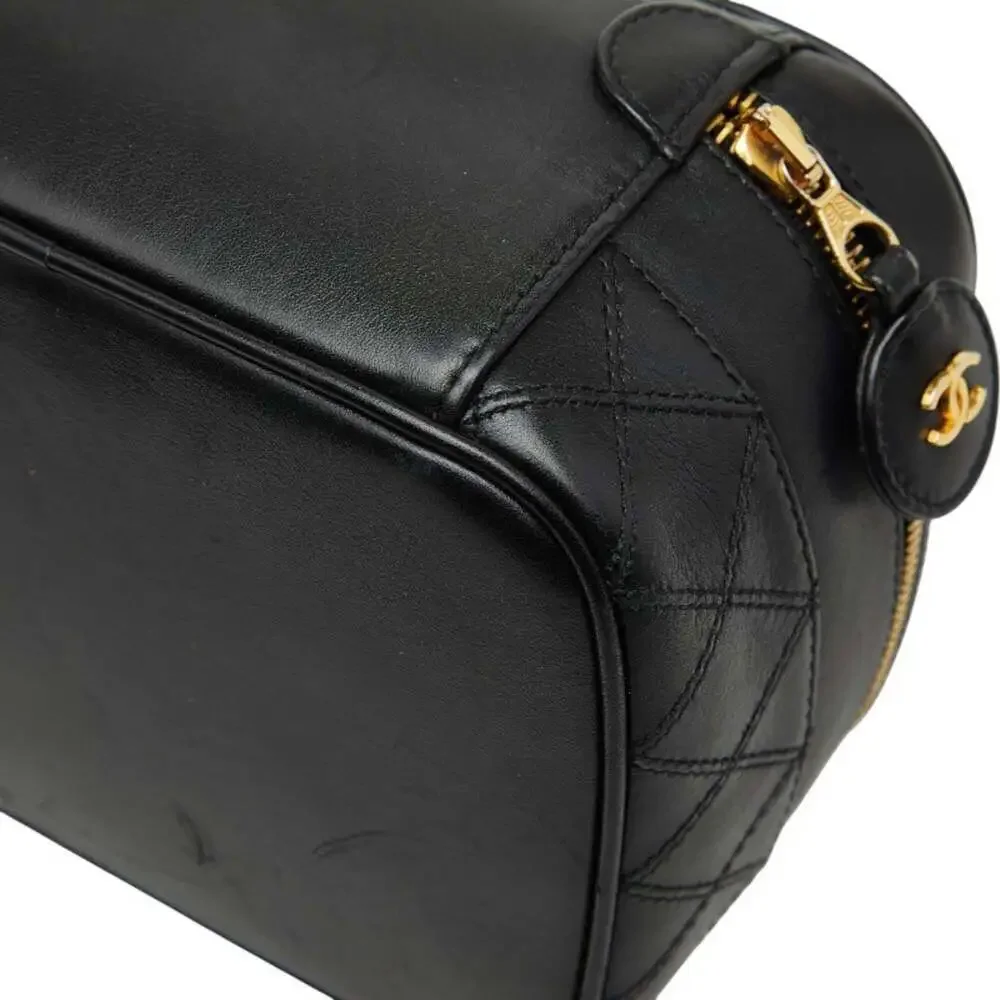 CHANEL Black Lambskin Leather Vanity Bag